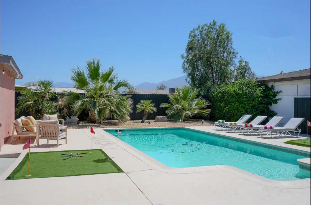 The Pink Cactus - Desert Retreat - Luxe Pool, Golf & Game Room Indio Buitenkant foto