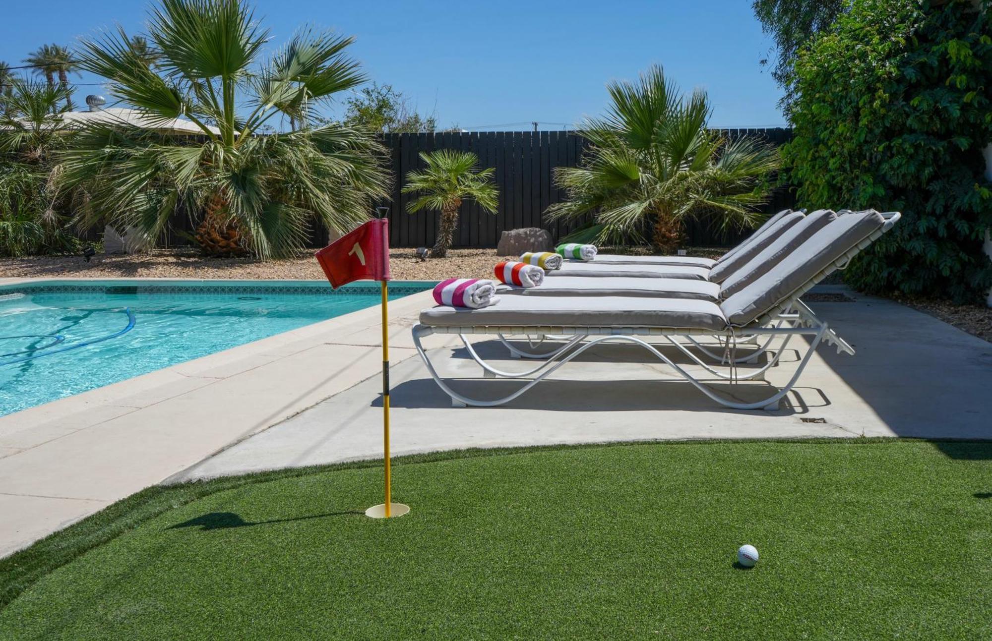 The Pink Cactus - Desert Retreat - Luxe Pool, Golf & Game Room Indio Buitenkant foto