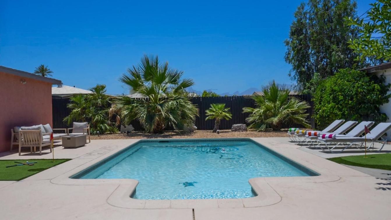 The Pink Cactus - Desert Retreat - Luxe Pool, Golf & Game Room Indio Buitenkant foto